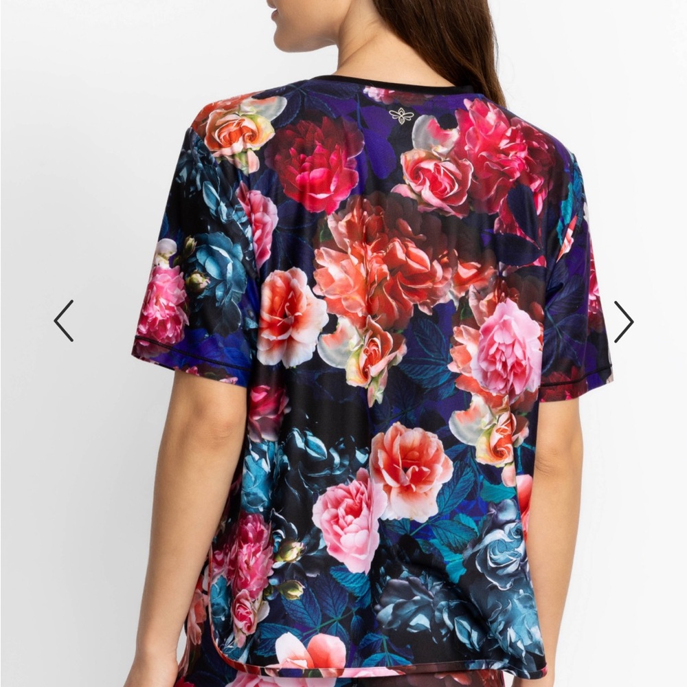 Johnny Was Multicolor BEE ACTIVE SHORT SLEEVE OVERSIZE CROP TEE